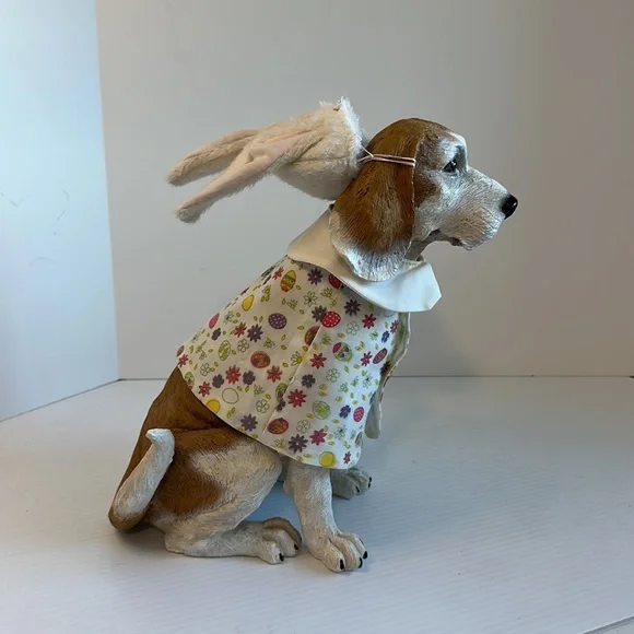 Resin Easter bunny ears basset hound dog sculpture - Picture 3 of 6